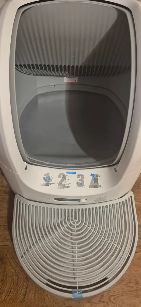 Hoomagic EzMeow Self Cleaning Cat Litter Box