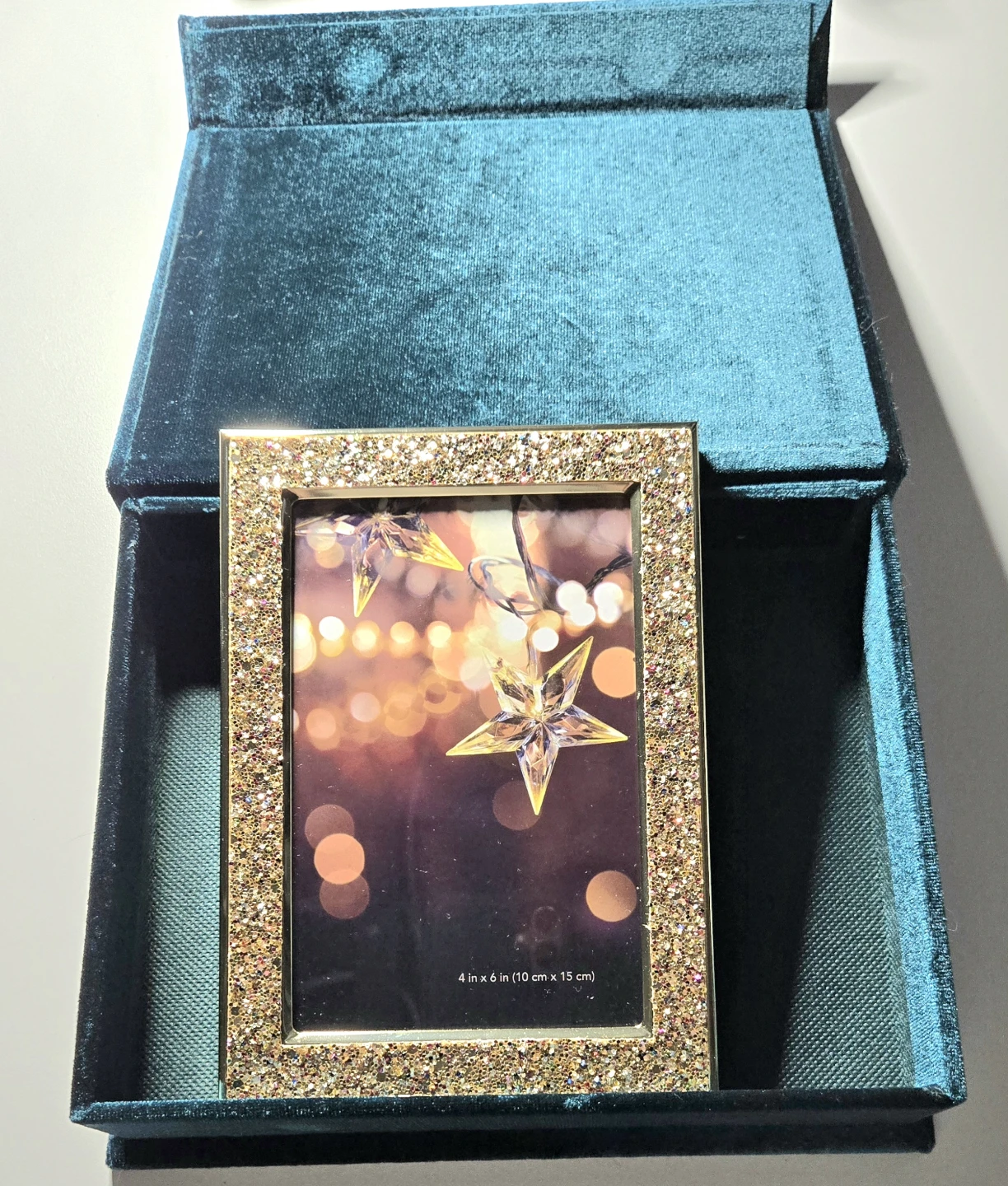 Brand New! Green Velvet box with Gold Sparkle frame - photo 5