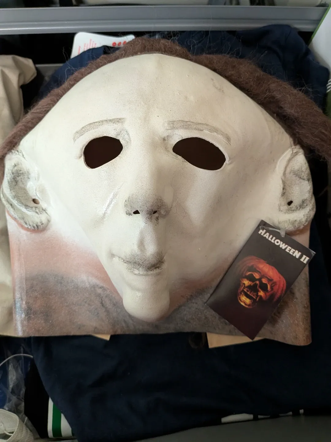 Trick or Treat Studios Halloween II Michael Myers Mask image indicator(2)