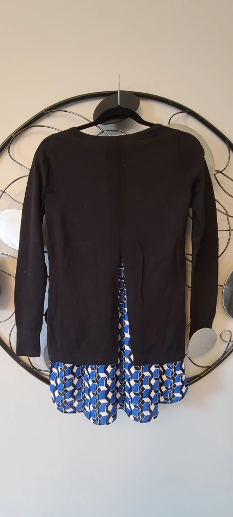 Ricki's Black Sweater - Sz. XS - photo 3