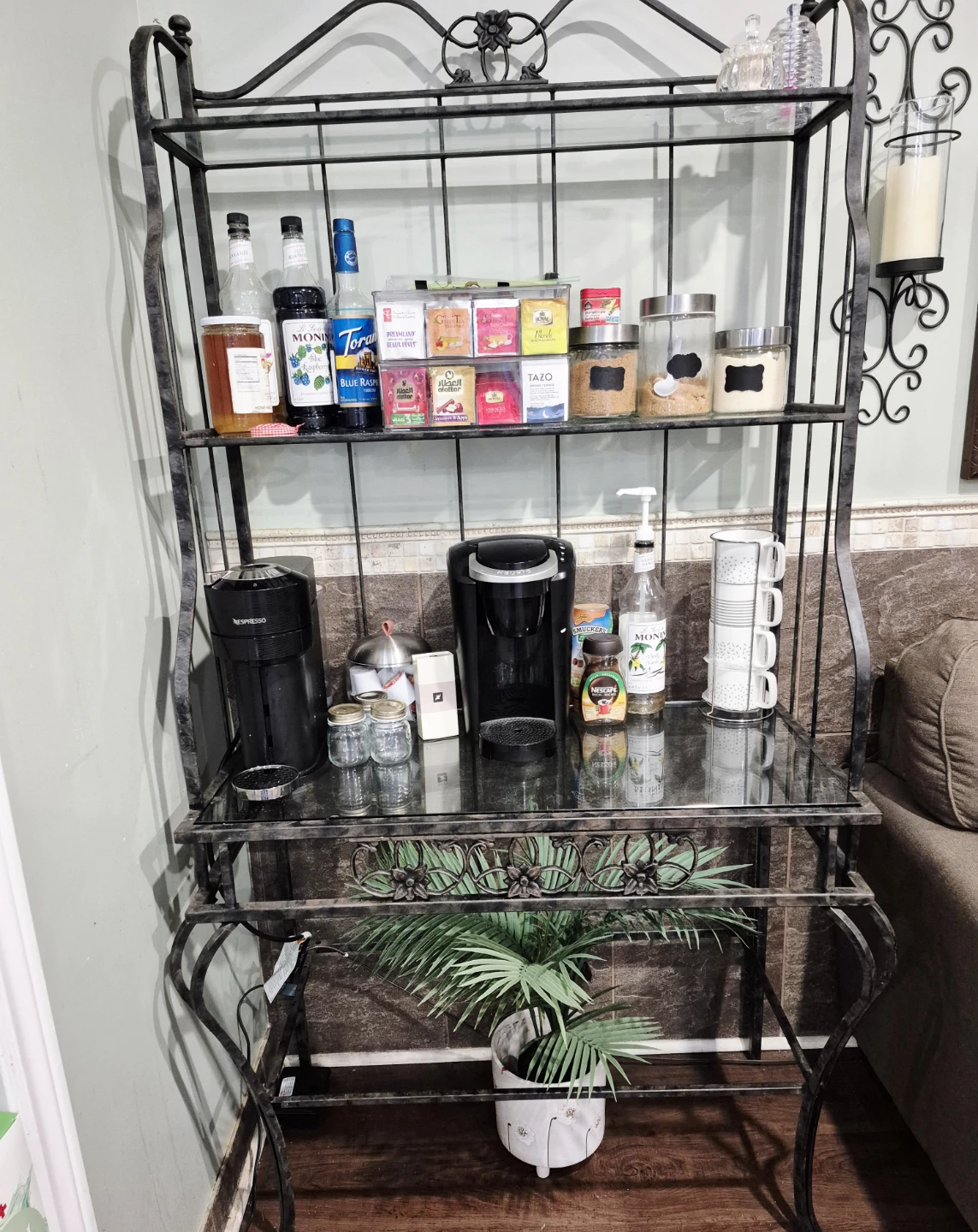 Metal Bakers Rack with Glass Shelves - photo 4