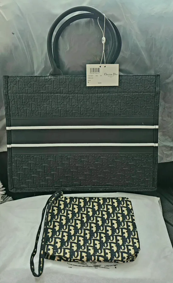 Brand new Fashion Women's Bag with wallet for sale only $95 image indicator(2)