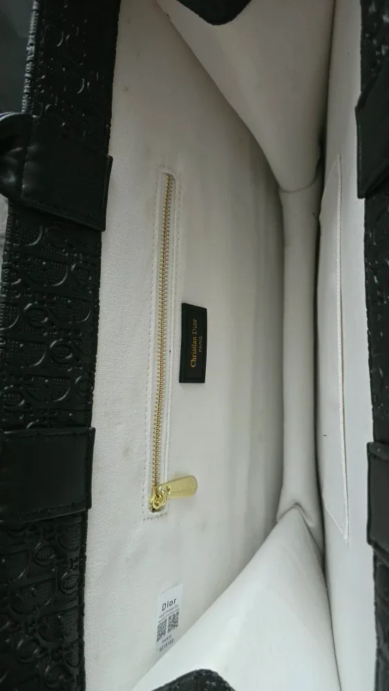 Brand new Fashion Women's Bag with wallet for sale only $95 image indicator(6)