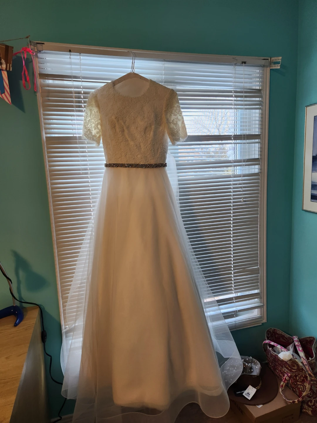 White Lace Wedding Dress