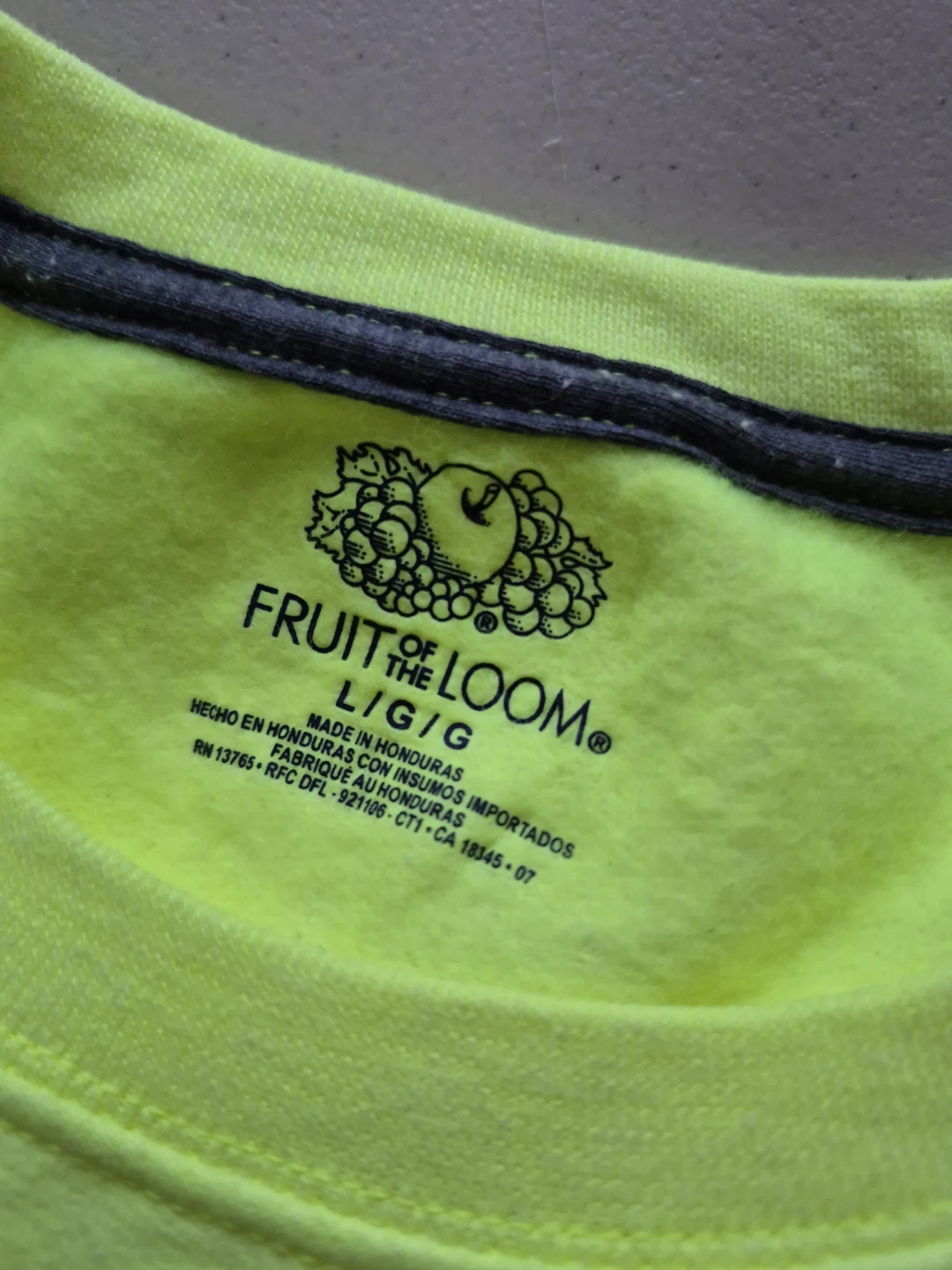 Fruit of the Loom Neon Yellow Sweatshirt - Large - photo 2