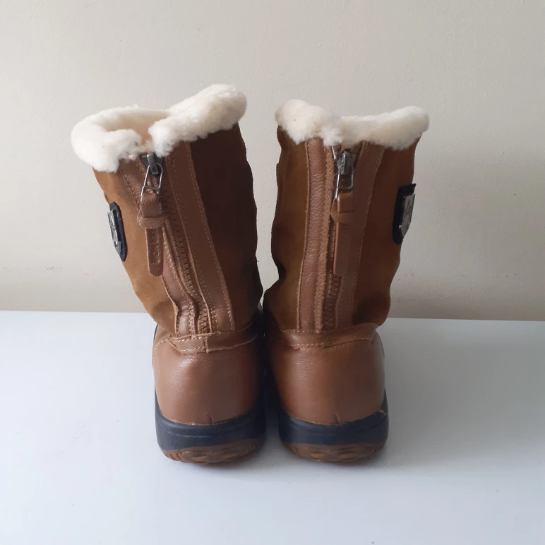 Like New ~ Genuine Leather Atelier Noir Winter Boots - photo 3