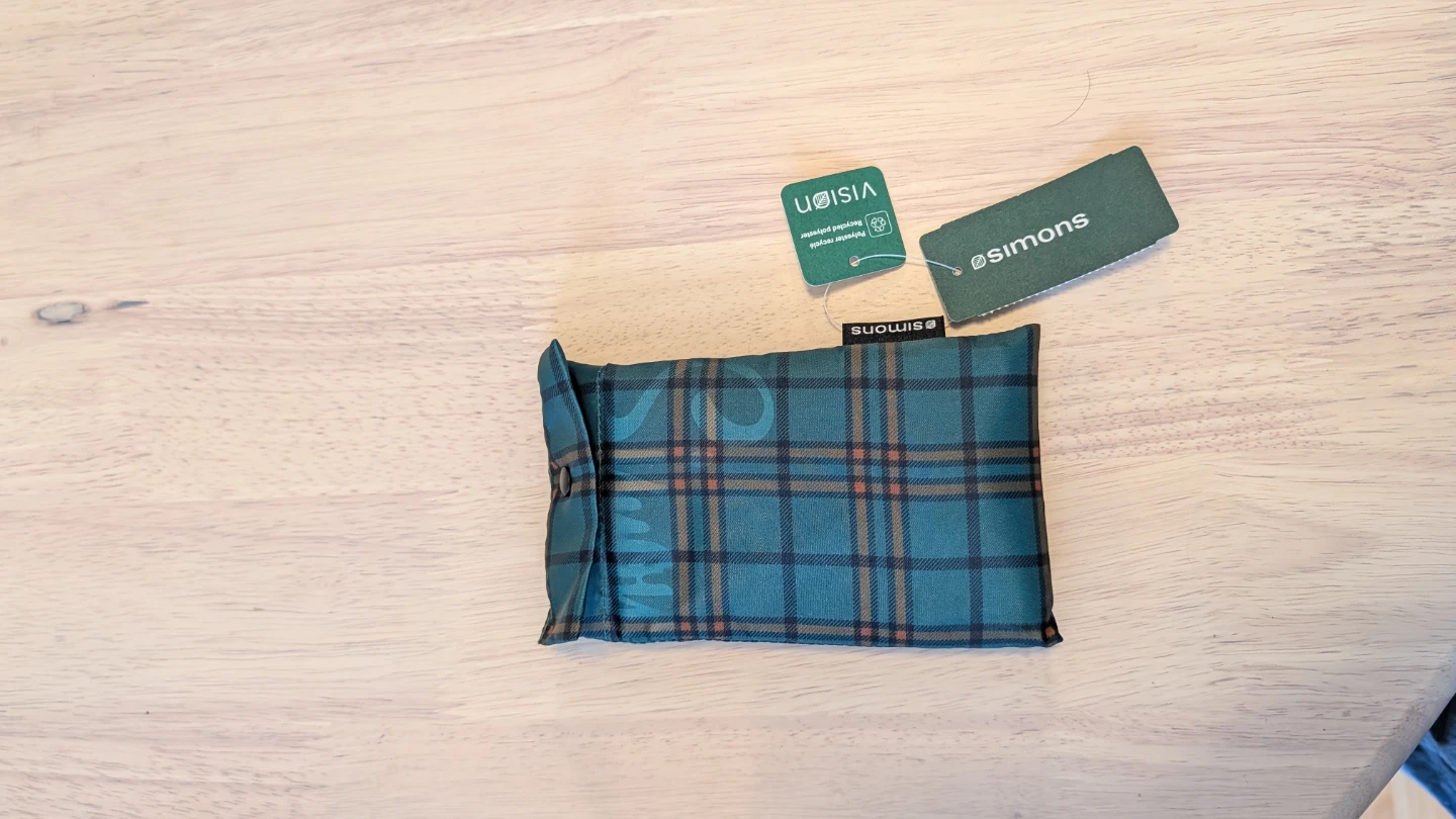 Brand New with Tags Simons Plaid Reusable Shopping Bag