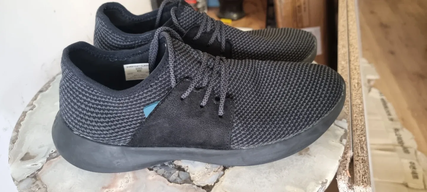 Everyday Classic Men's Shoes - Size 10