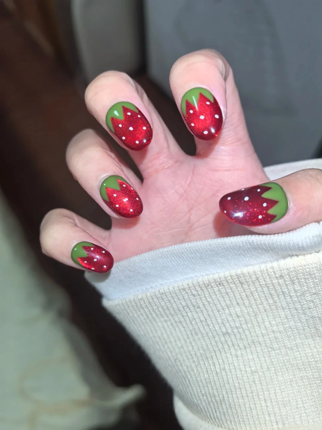 Handmade Strawberry Press-On Nails - photo 2