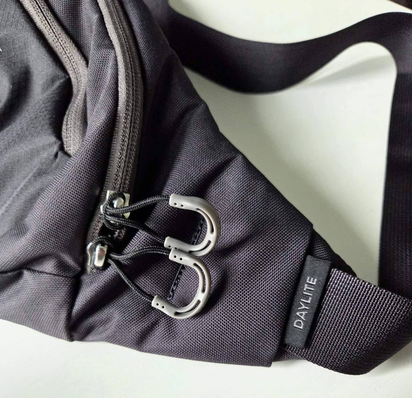 Brand New Osprey Daylite Waist Pack Hip Bag - Black 2L - photo 3