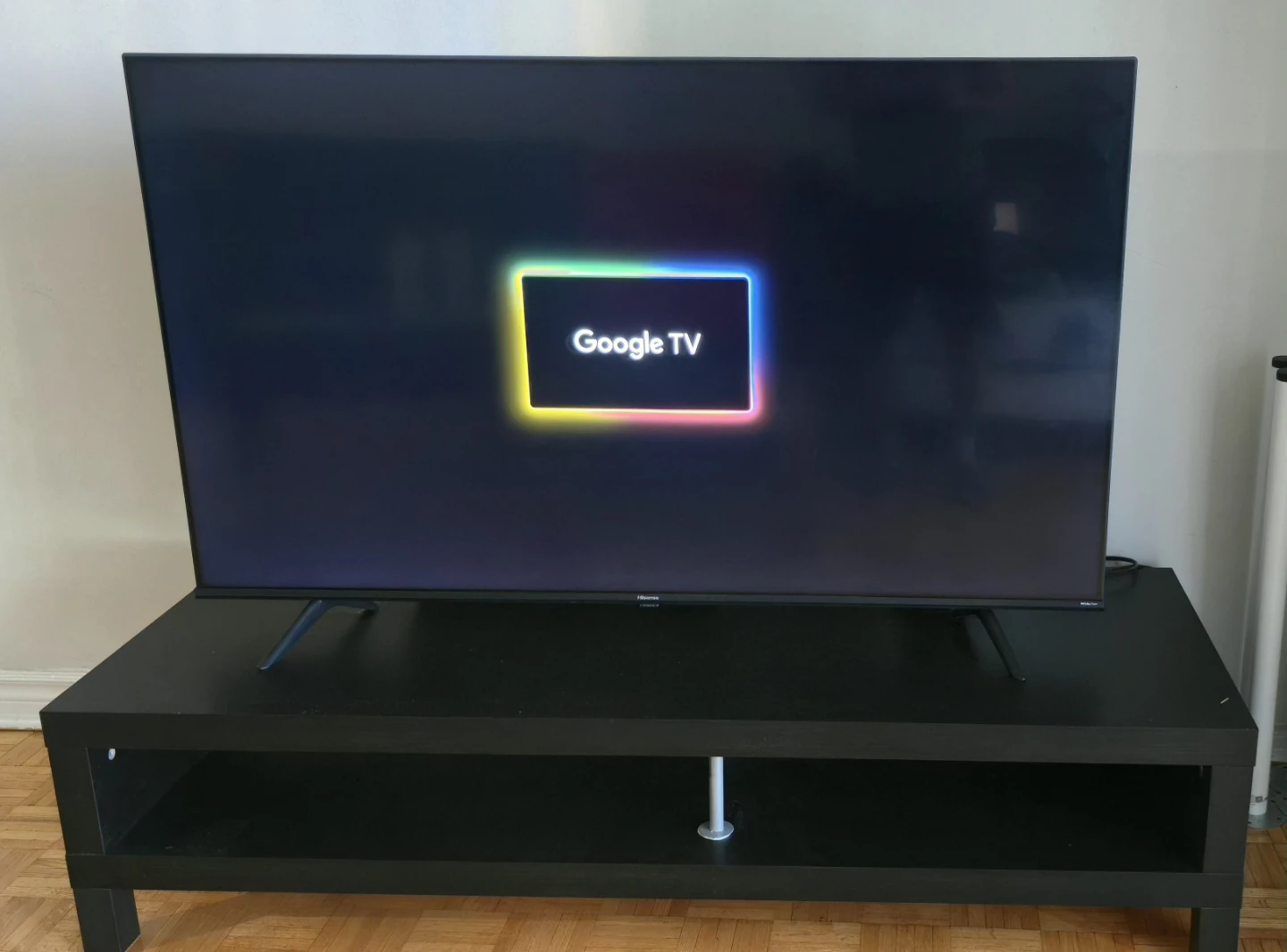 Hisense Google TV with TV unit - photo 3