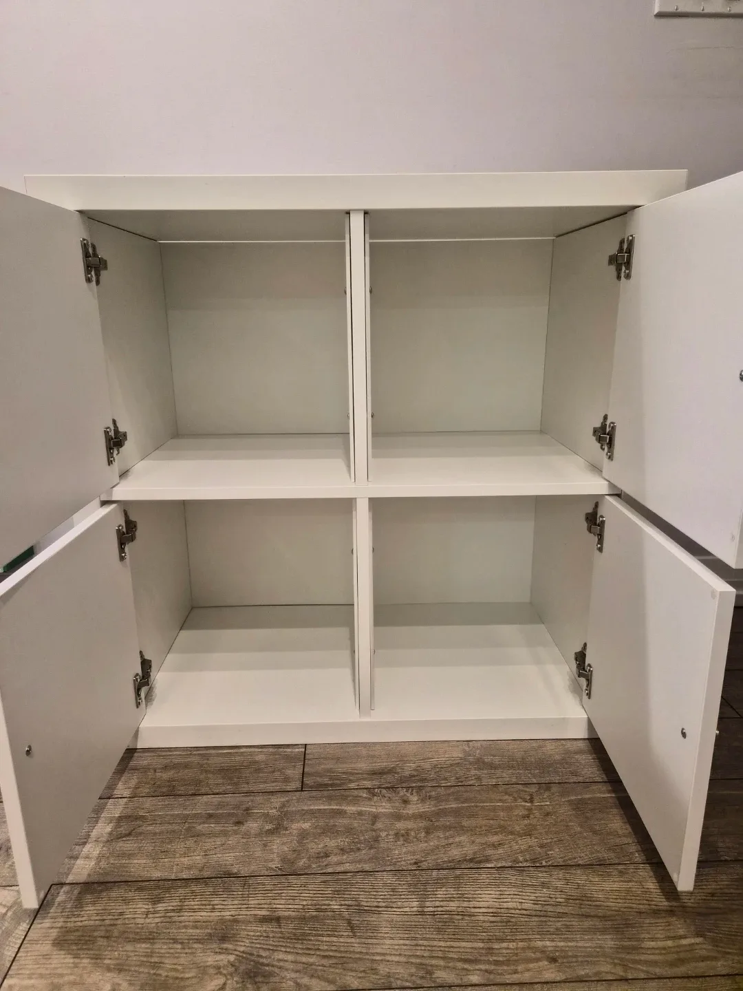 IKEA Kallax White Shelf Unit image indicator(2)