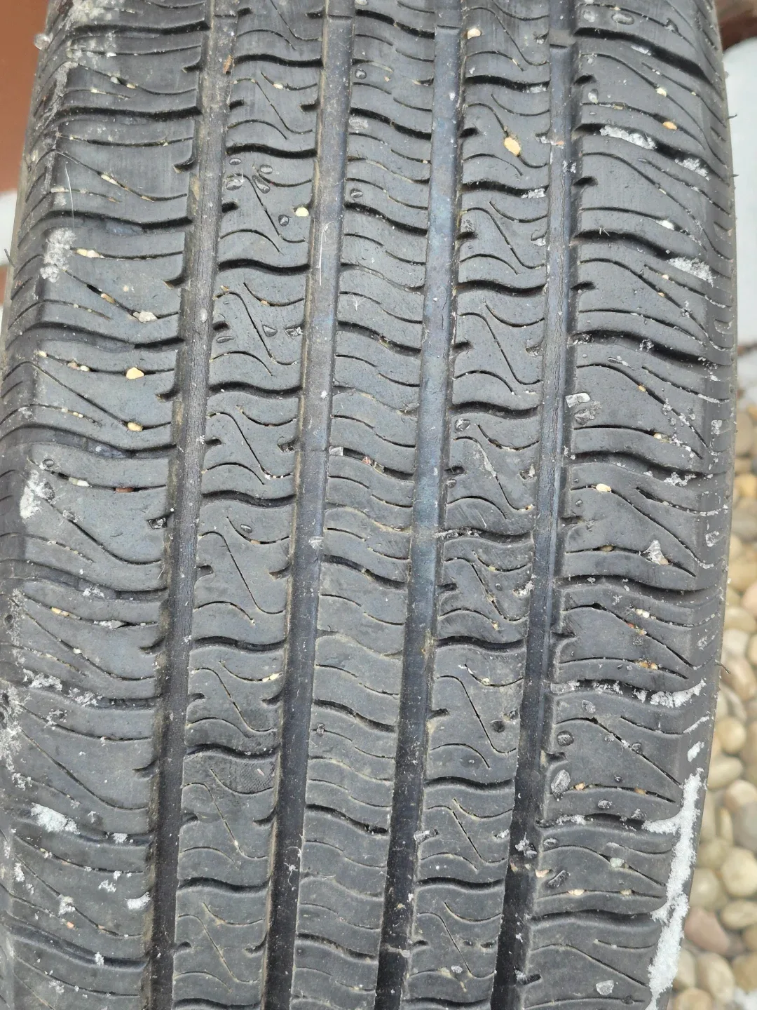 225/65R16 Tire