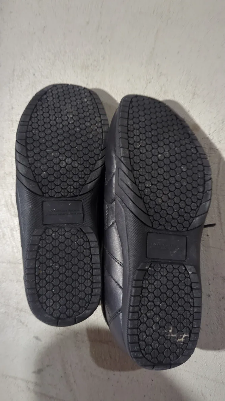 Anti slip RedSafe Shoes image indicator(2)