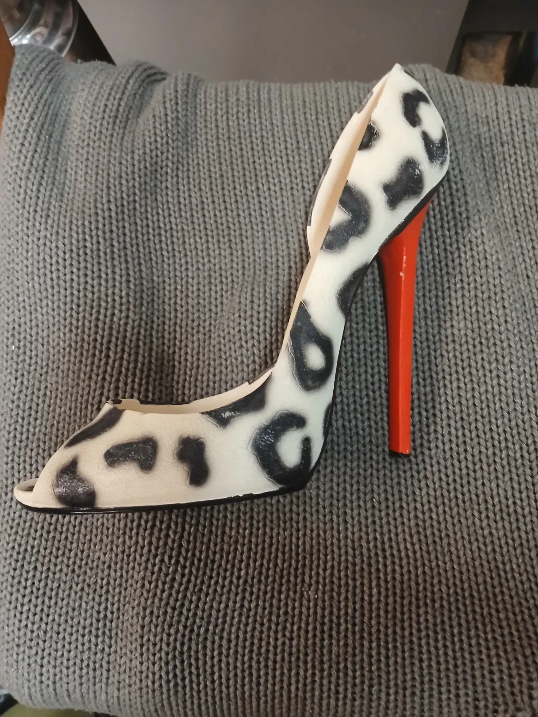 Shoe Wine Bottle Holder image indicator(2)