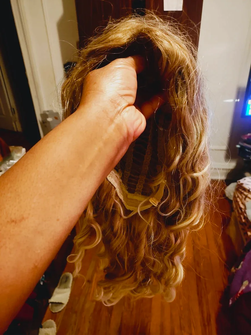 #Cleanout Blonde Curly Wig New image indicator(4)