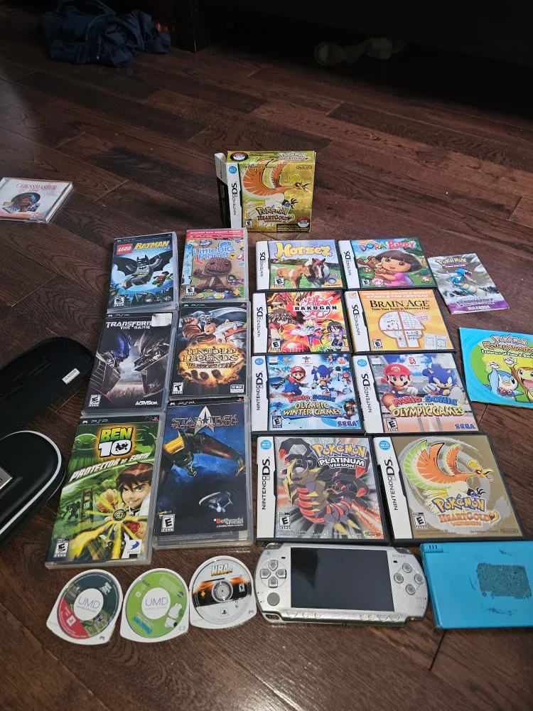 Nintendo DS & PSP Games Bundle