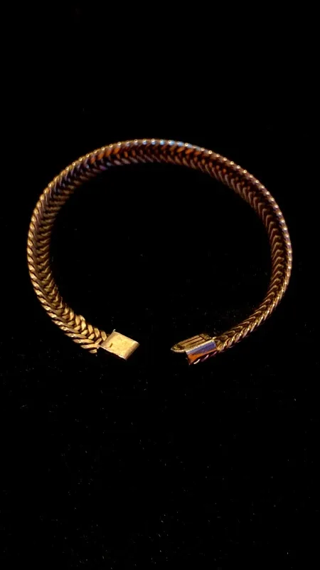 ✨12K GOLD BRACELET (Herringbone Pattern) image indicator(2)