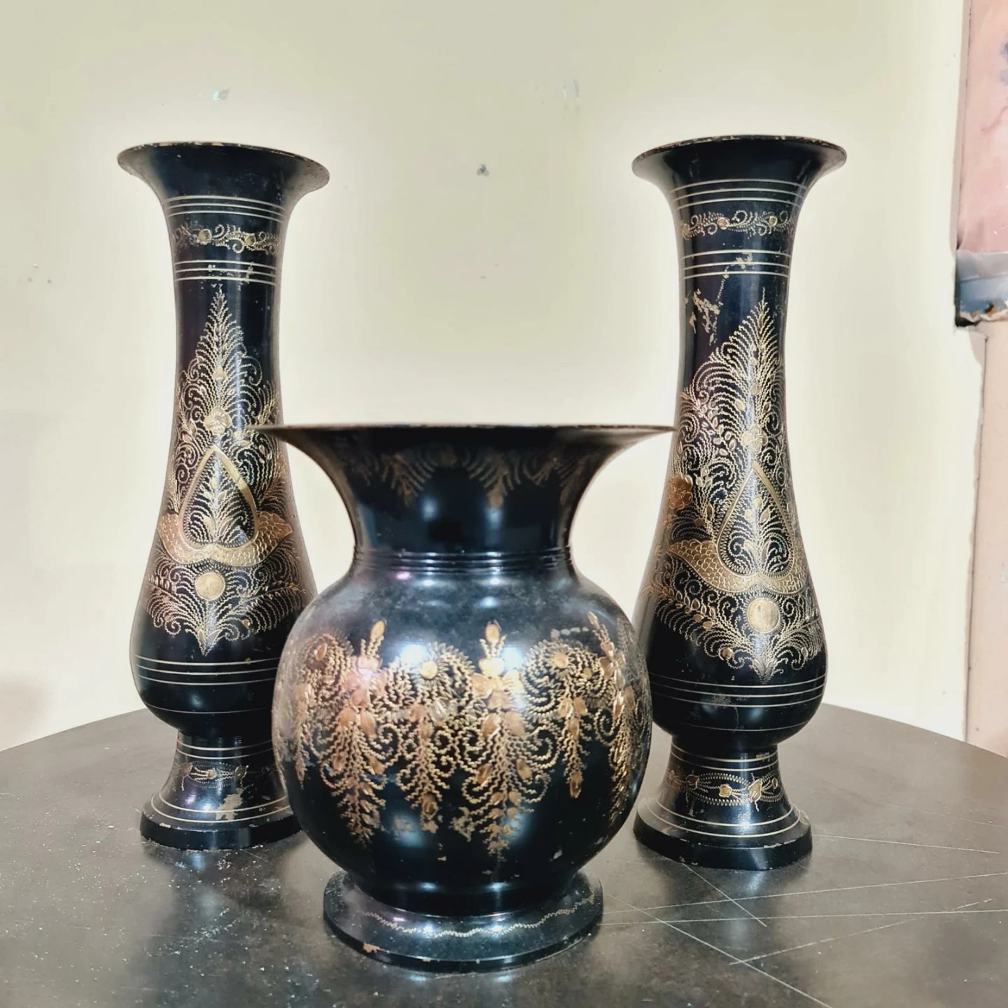 Set of 3 Decorative Black & Gold Vases - photo 2