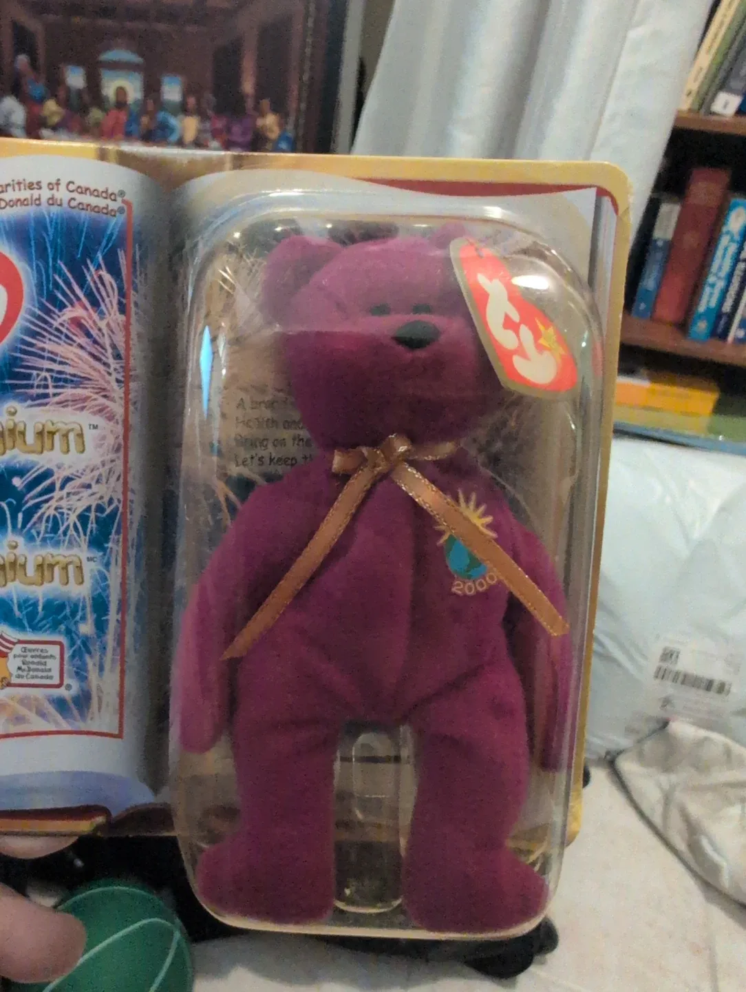 Teenie Beanie Babies Millennium the Bear 2000 image indicator(2)