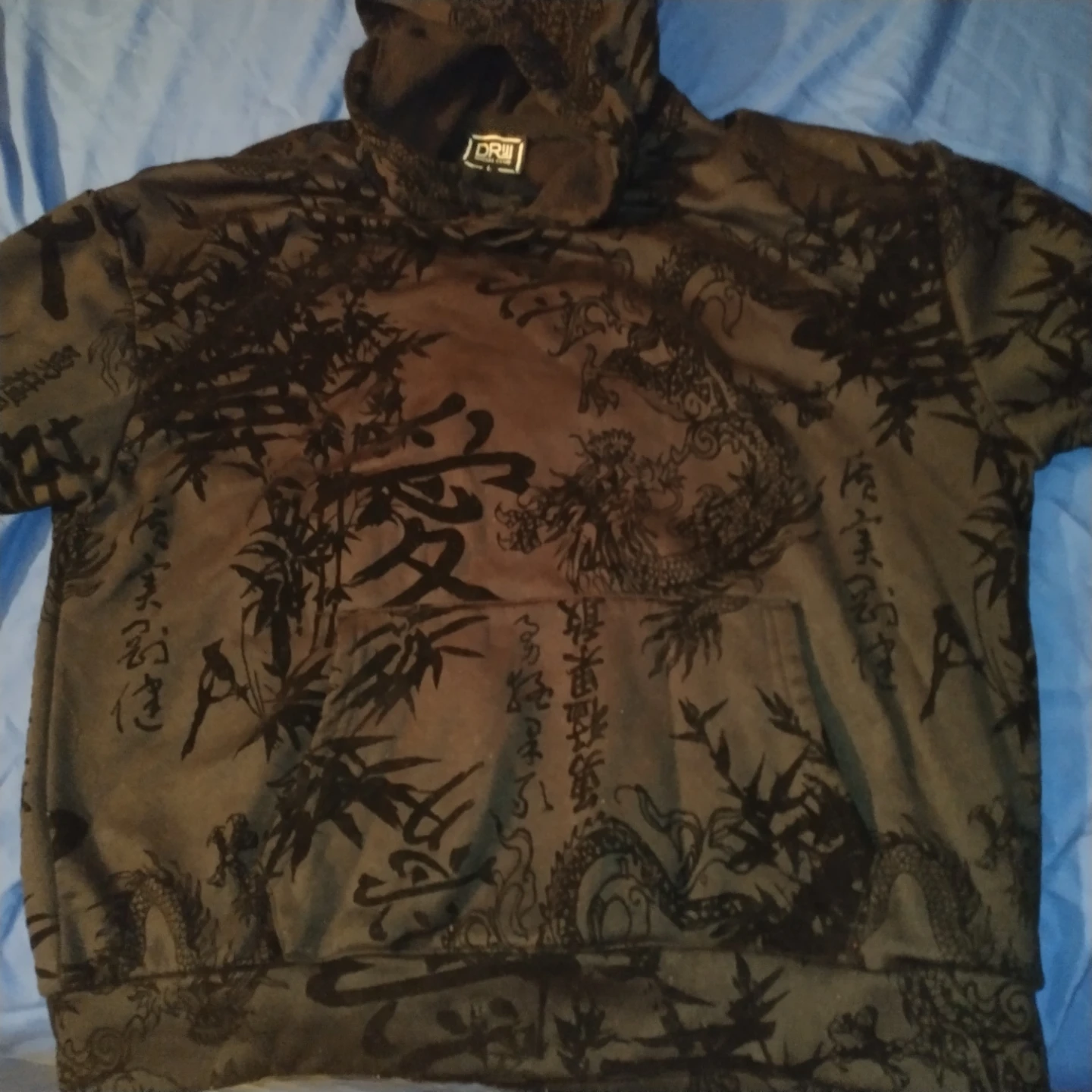 DRIII Social Club Dragon Print Hoodie - Size L - photo 3
