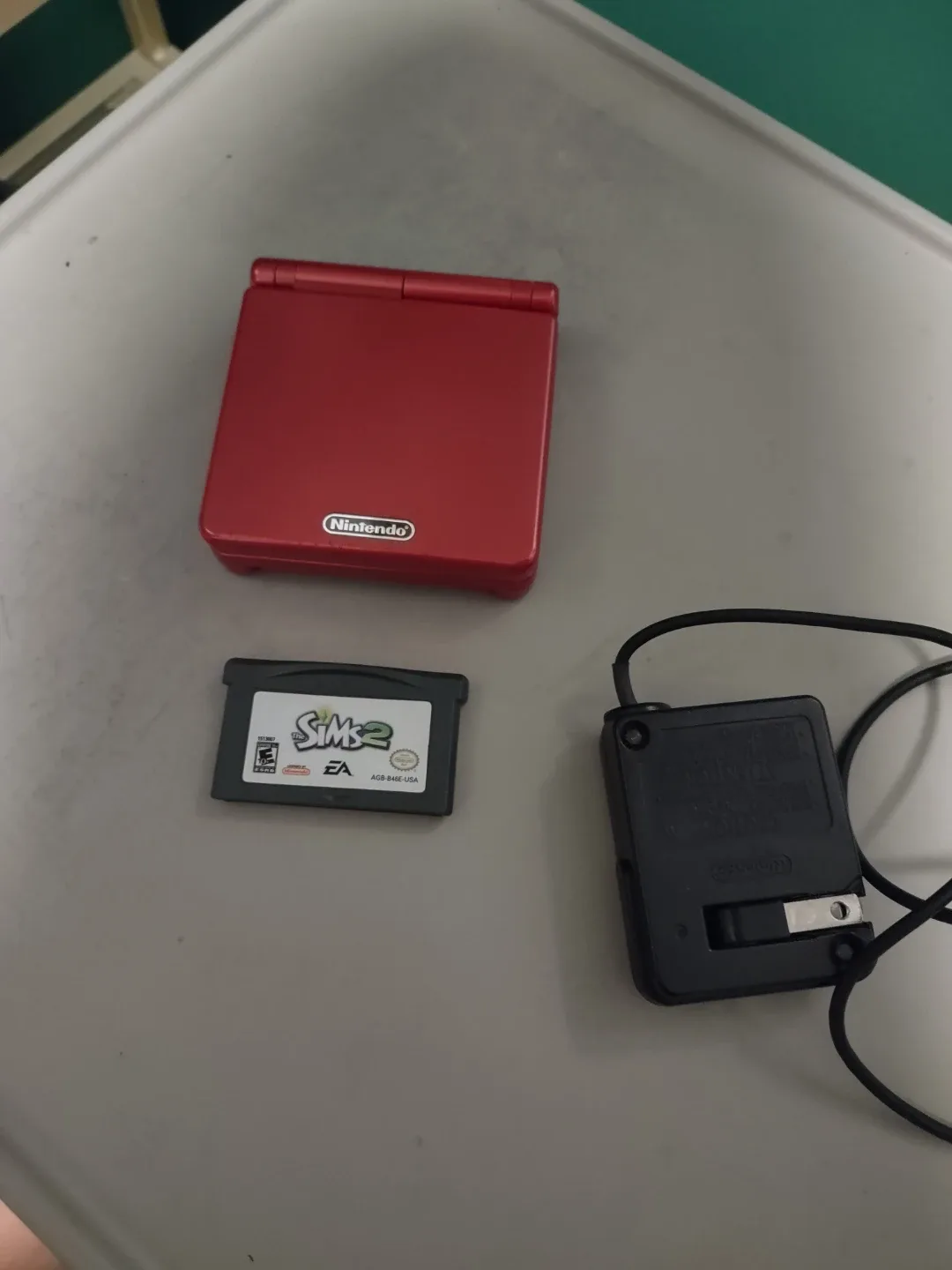 Nintendo Game Boy Advance SP - Red image indicator(3)