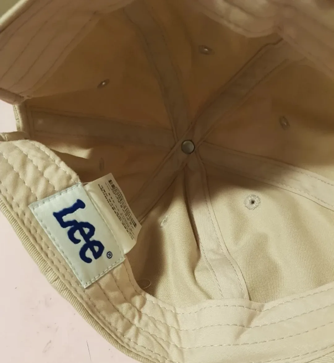 Lee Beige Baseball Cap image indicator(2)