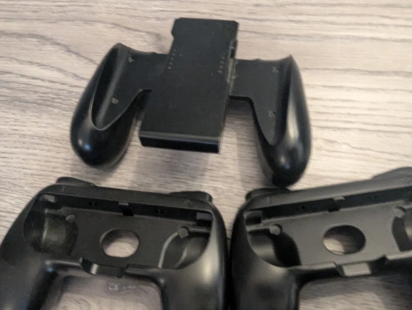 Nintendo switch with accessories and games image indicator(9)