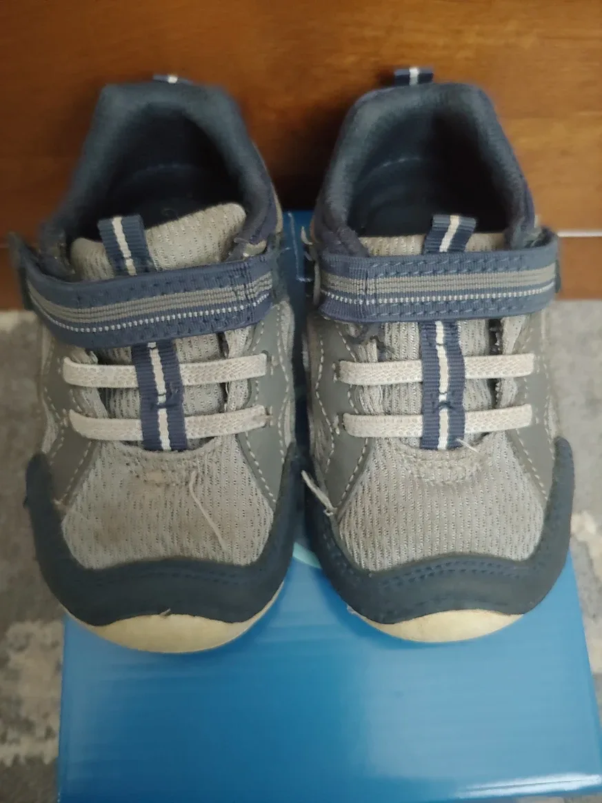 Stride Rite Kids' Shoes - Size 5.5 extra wide #Cleanout