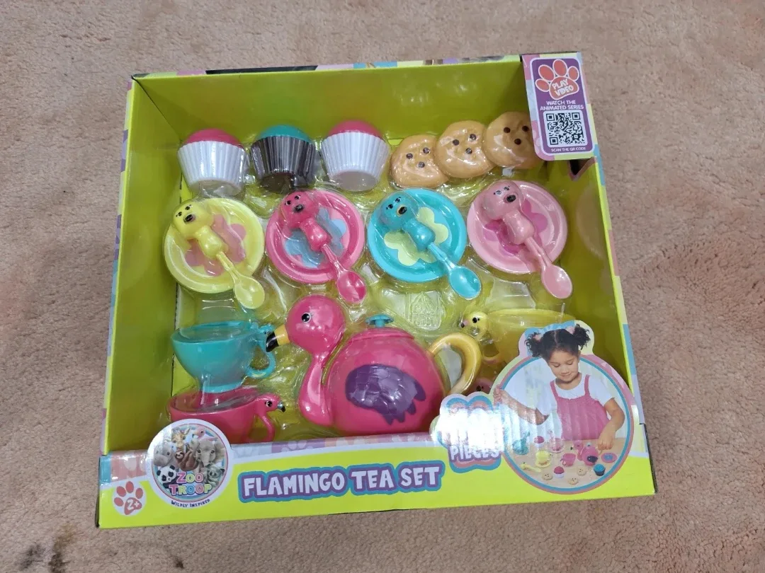 Flamingo Tea Set - 19 Pieces