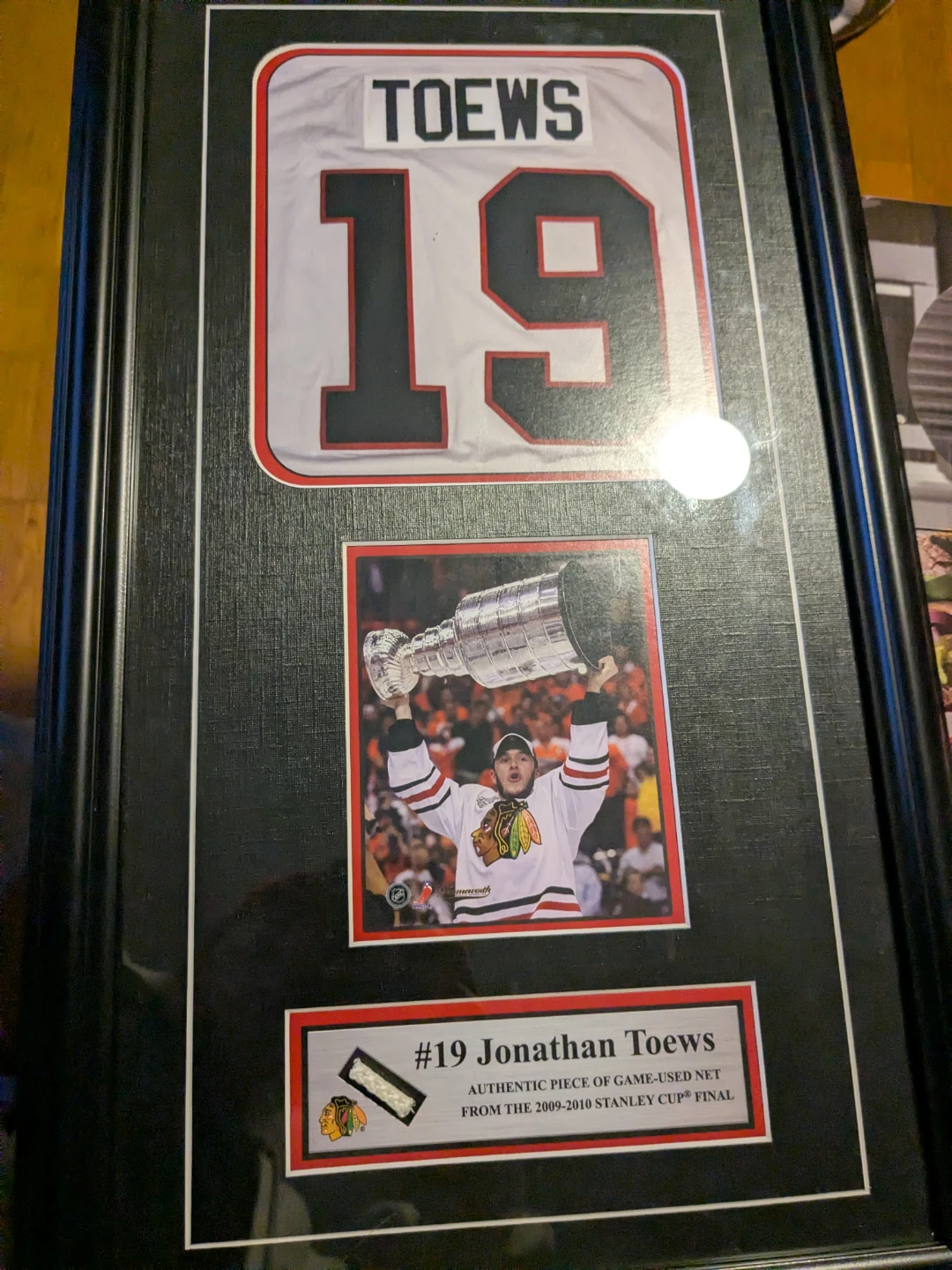 Framed Jonathan Toews Blackhawks Jersey - photo 5
