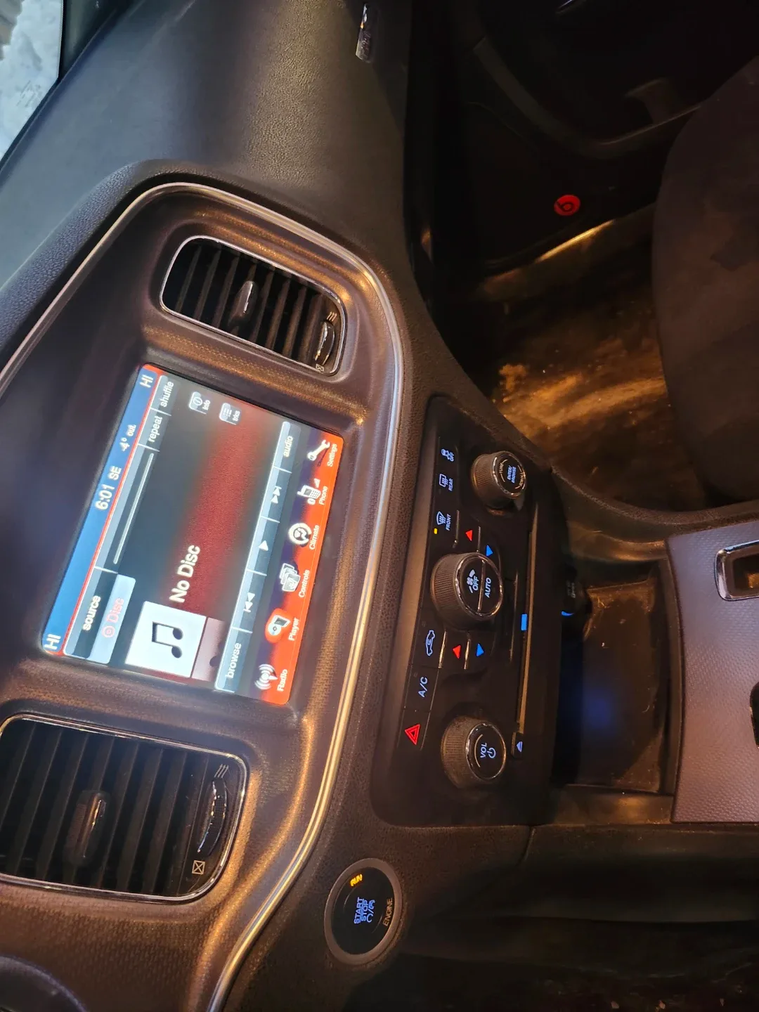 Dodge Charger - Black Sedan image indicator(8)