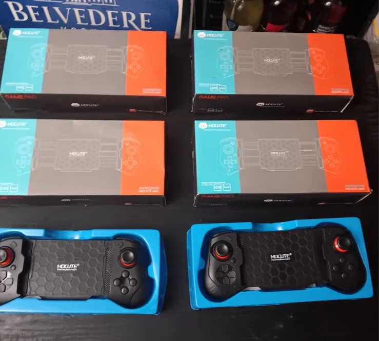 MOCUTE Smartphone Gaming Controller (EACH)