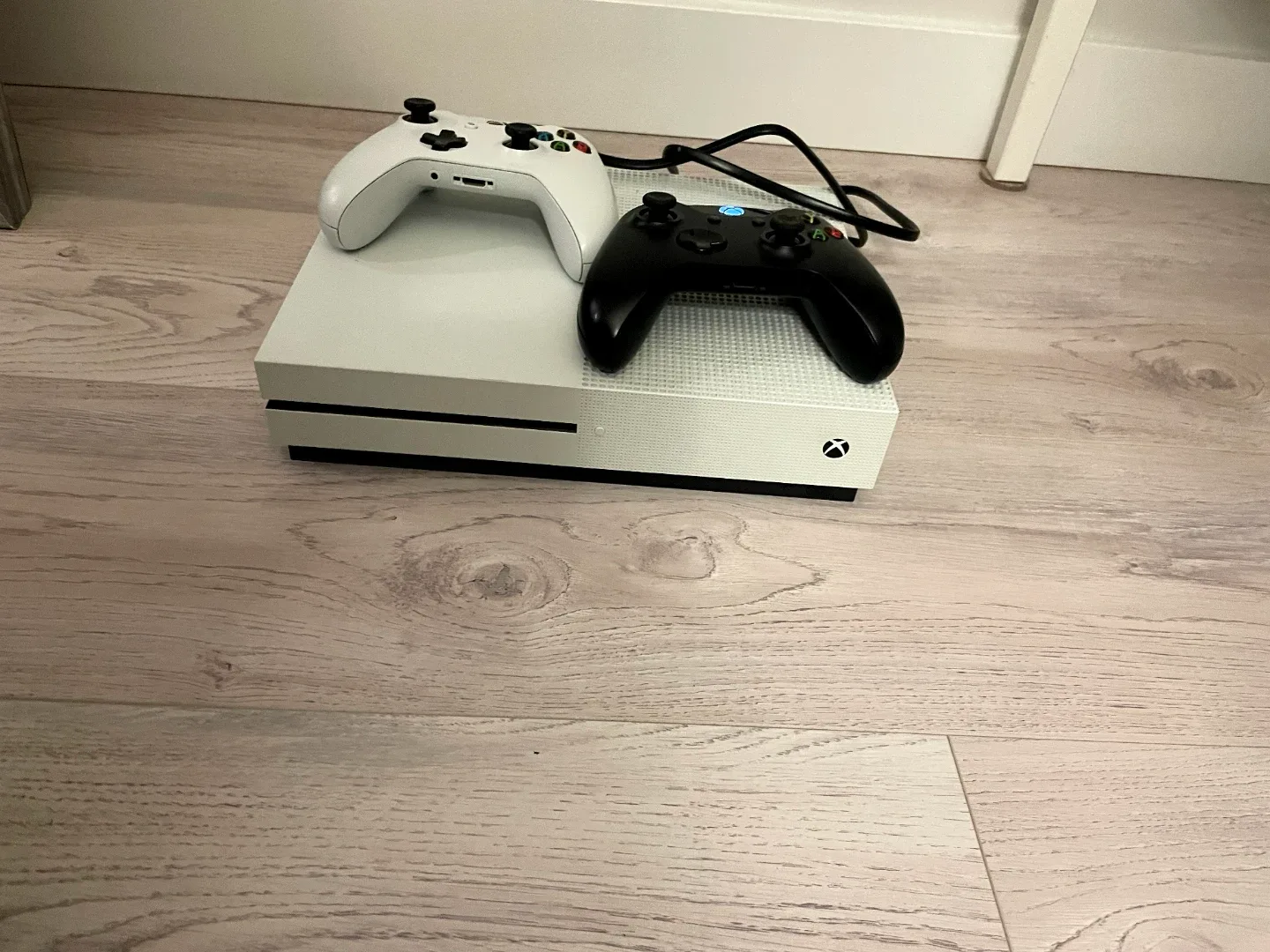 Xbox One S Console with 2 Controllers