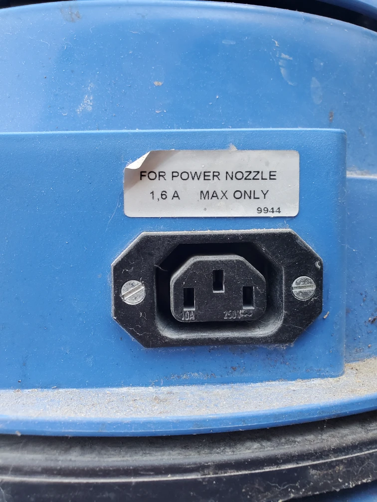 Michael's Wet/Dry Vacuum #cleanout - photo 5