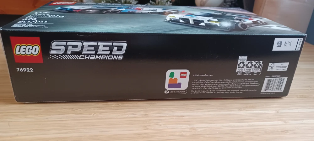 New LEGO Speed Champions BMW M4 GT3 & M Hybrid V8 - photo 2