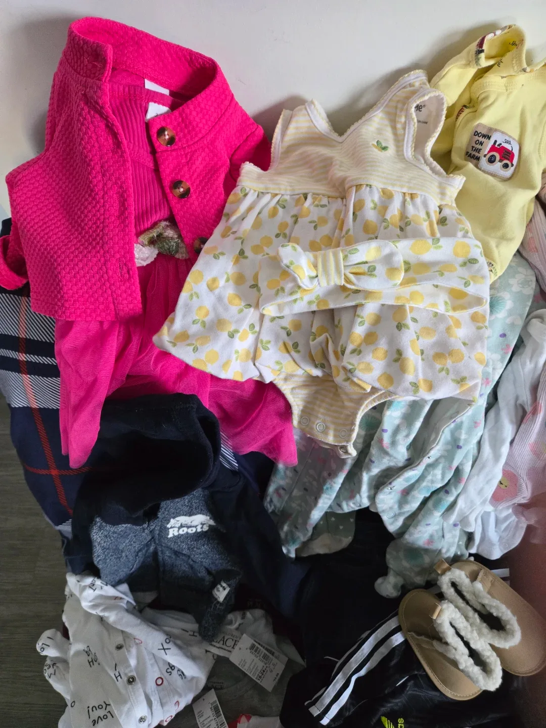 Mixed Baby Clothing Lot image indicator(2)