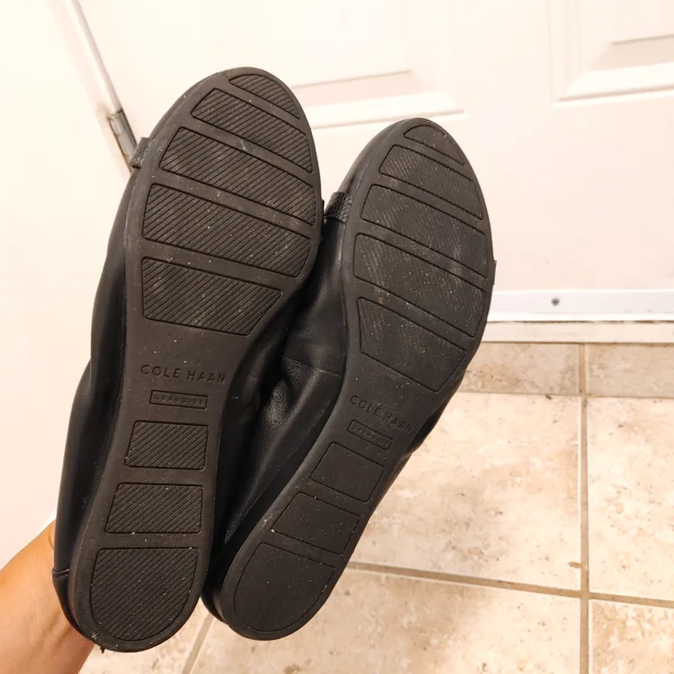 Black Leather  Flats size 9 image indicator(5)