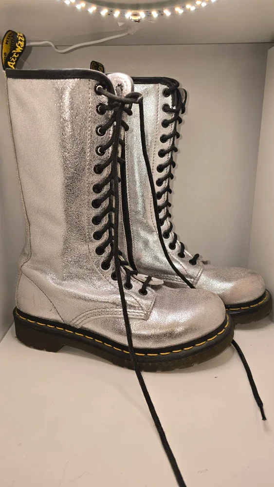 Dr. Martens 14 hole Silver Metallic Boots 6us #Cleanout