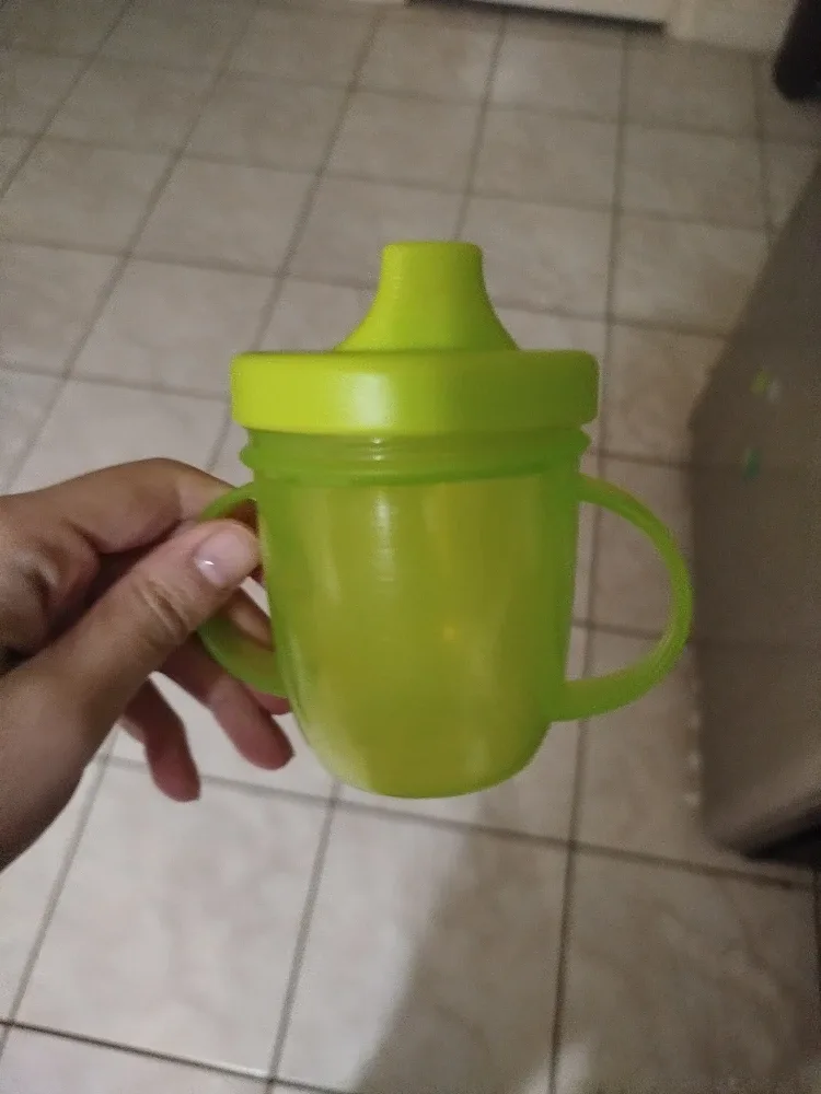 Mintree Sippy Cups - Set of 2 and a baby feeder