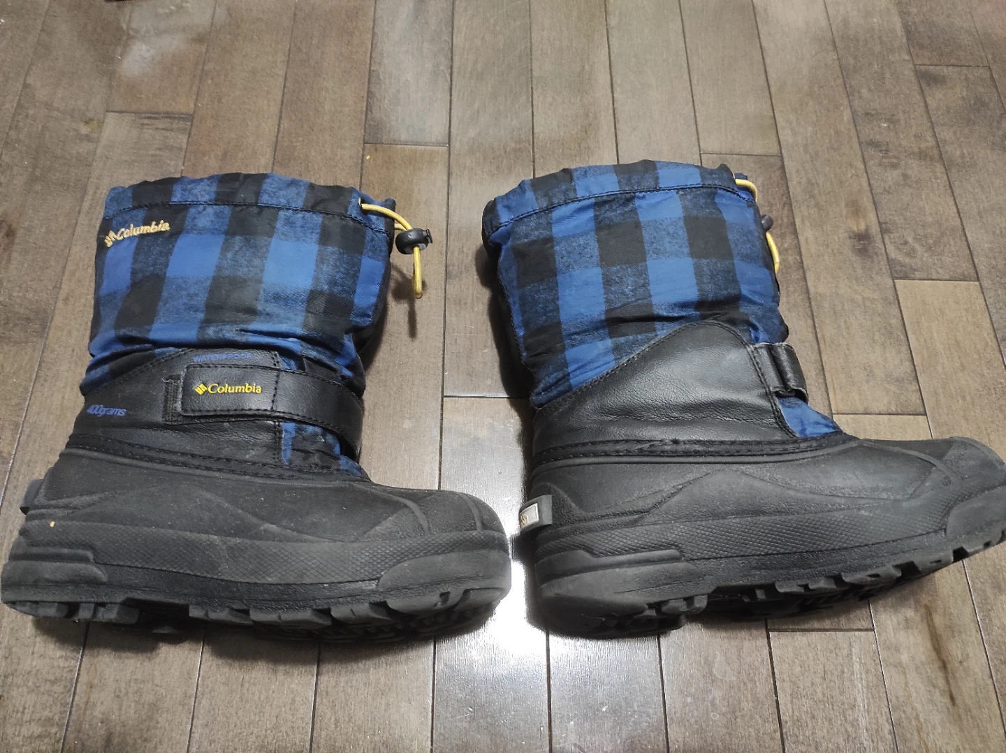 Columbia Youth Size 1 Winter Boots
