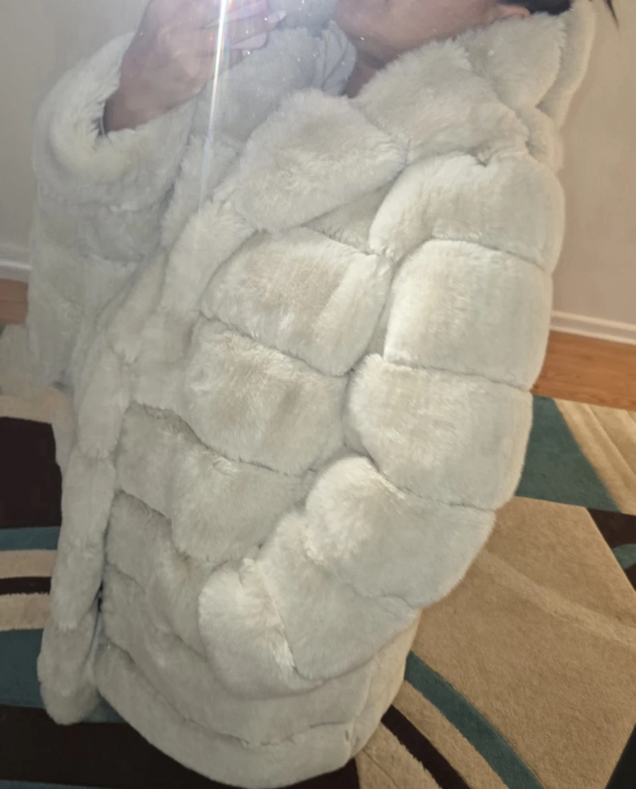 Real Faux Fur Hooded winter Coat - photo 3