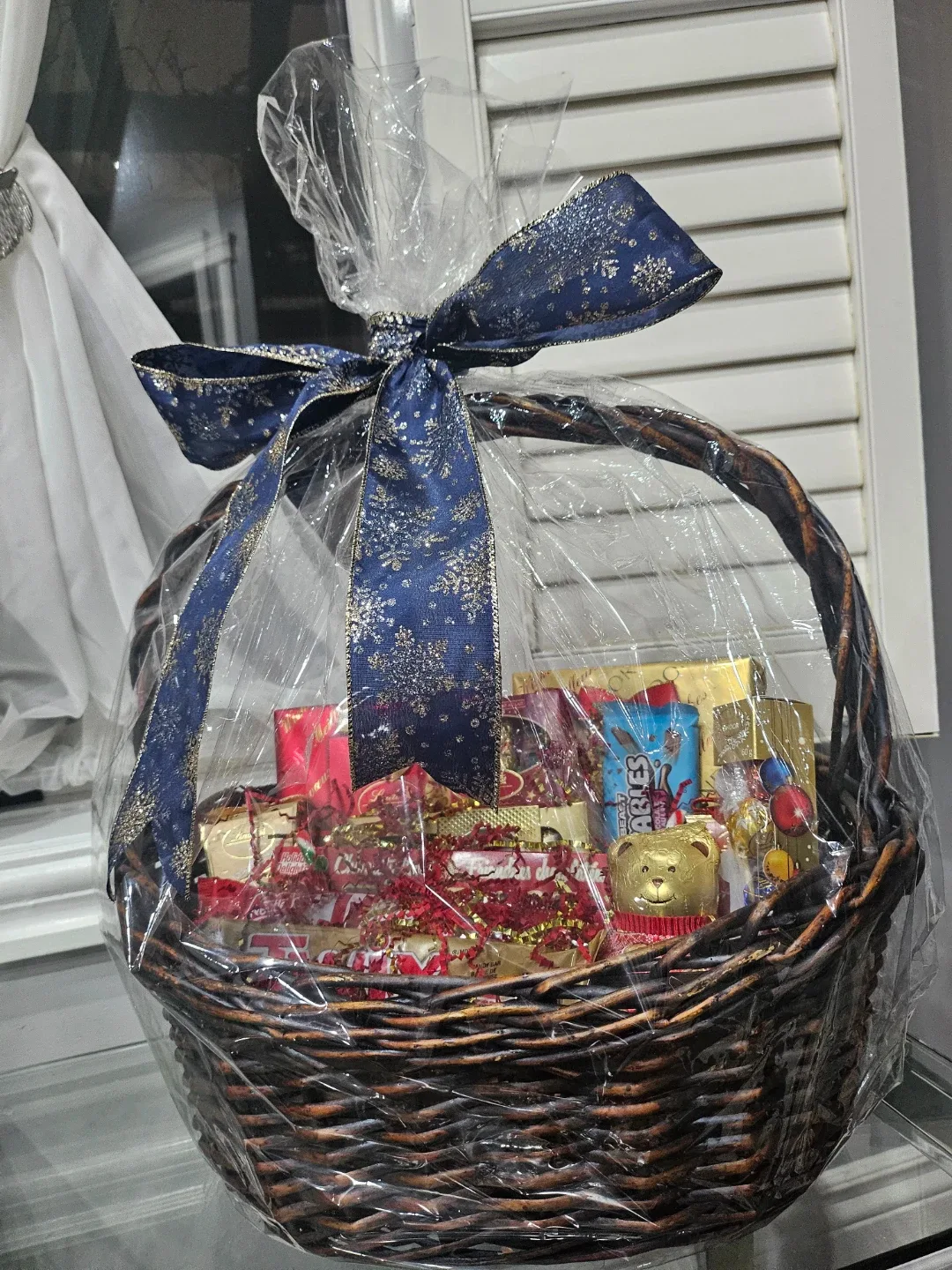 Chocolate Gift Basket image indicator(3)