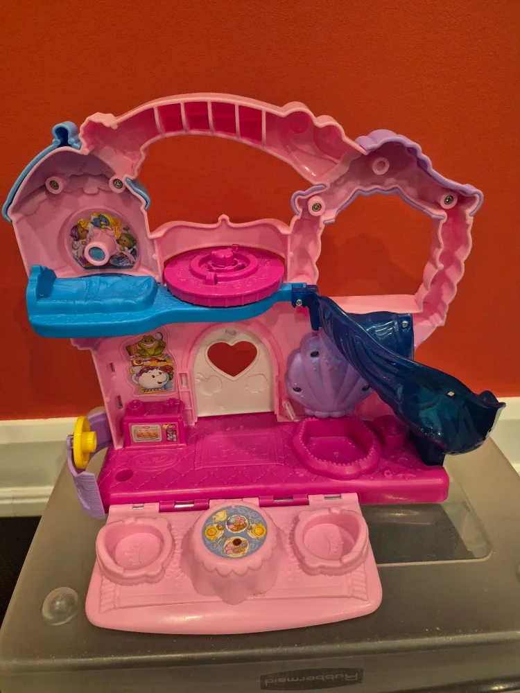 Little People Disney Princess Castle + Figures and BONUS cars