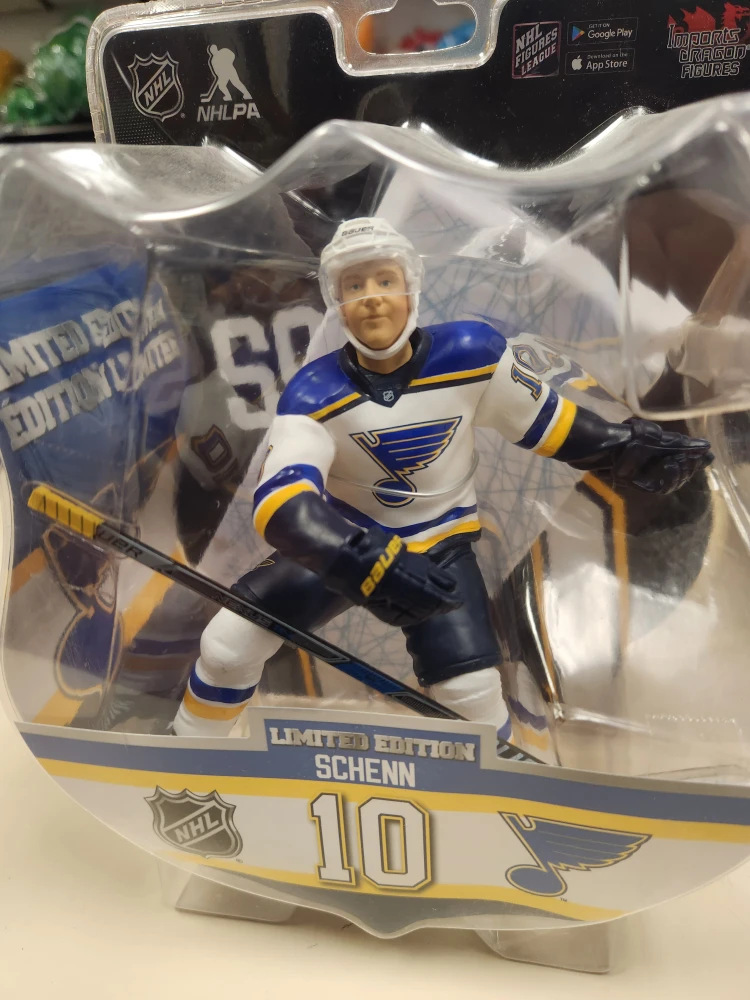 New NHL Limited Edition Schenn 10 Figure