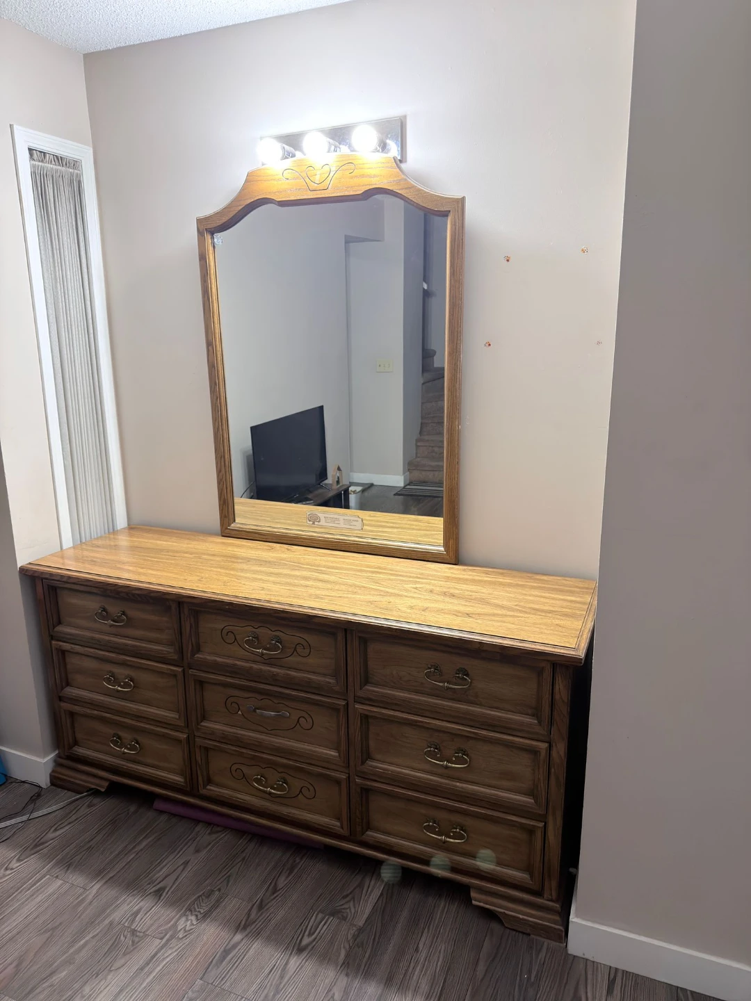 Solid Wood Dresser with Mirror - 9 drawers - photo 5