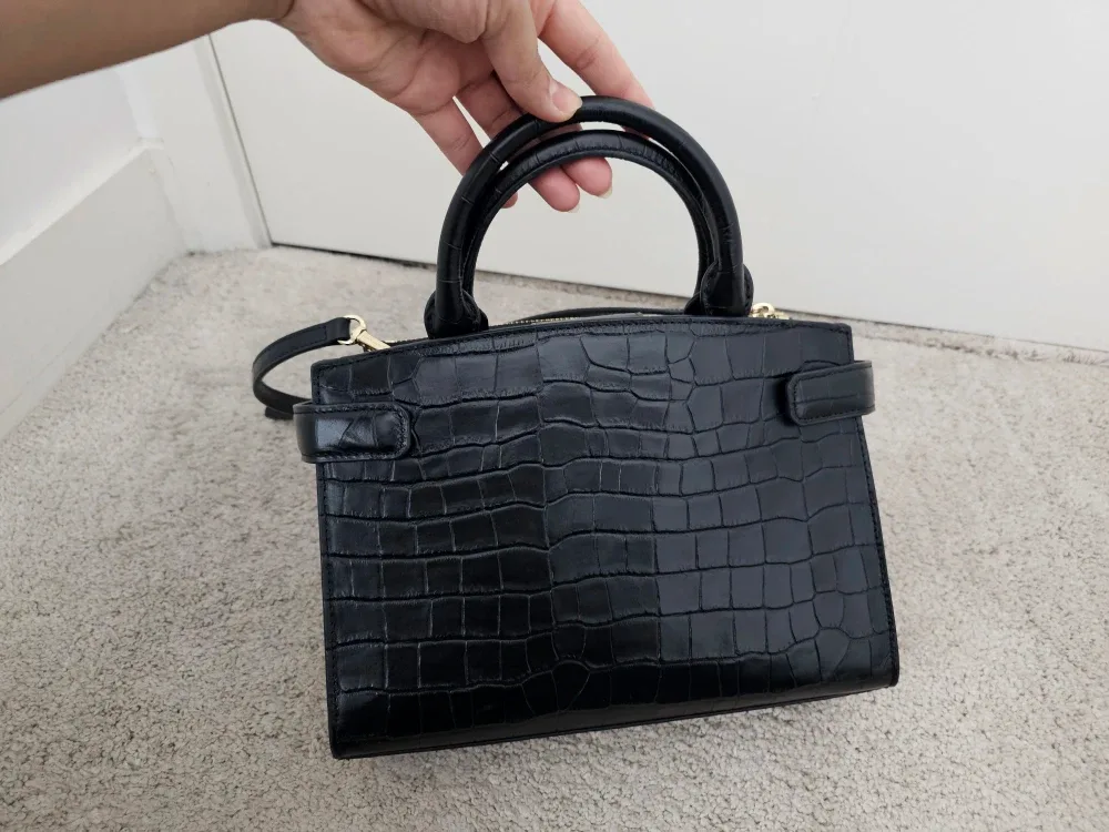 Authentic Michael Kors Black Leather Satchel image indicator(7)