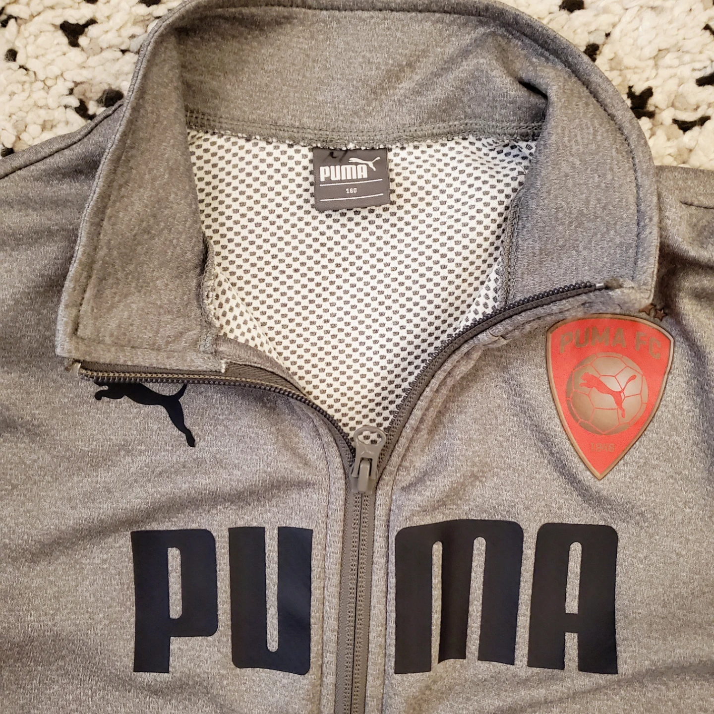 Puma Jacket & Uniqlo Pants Set #gifting