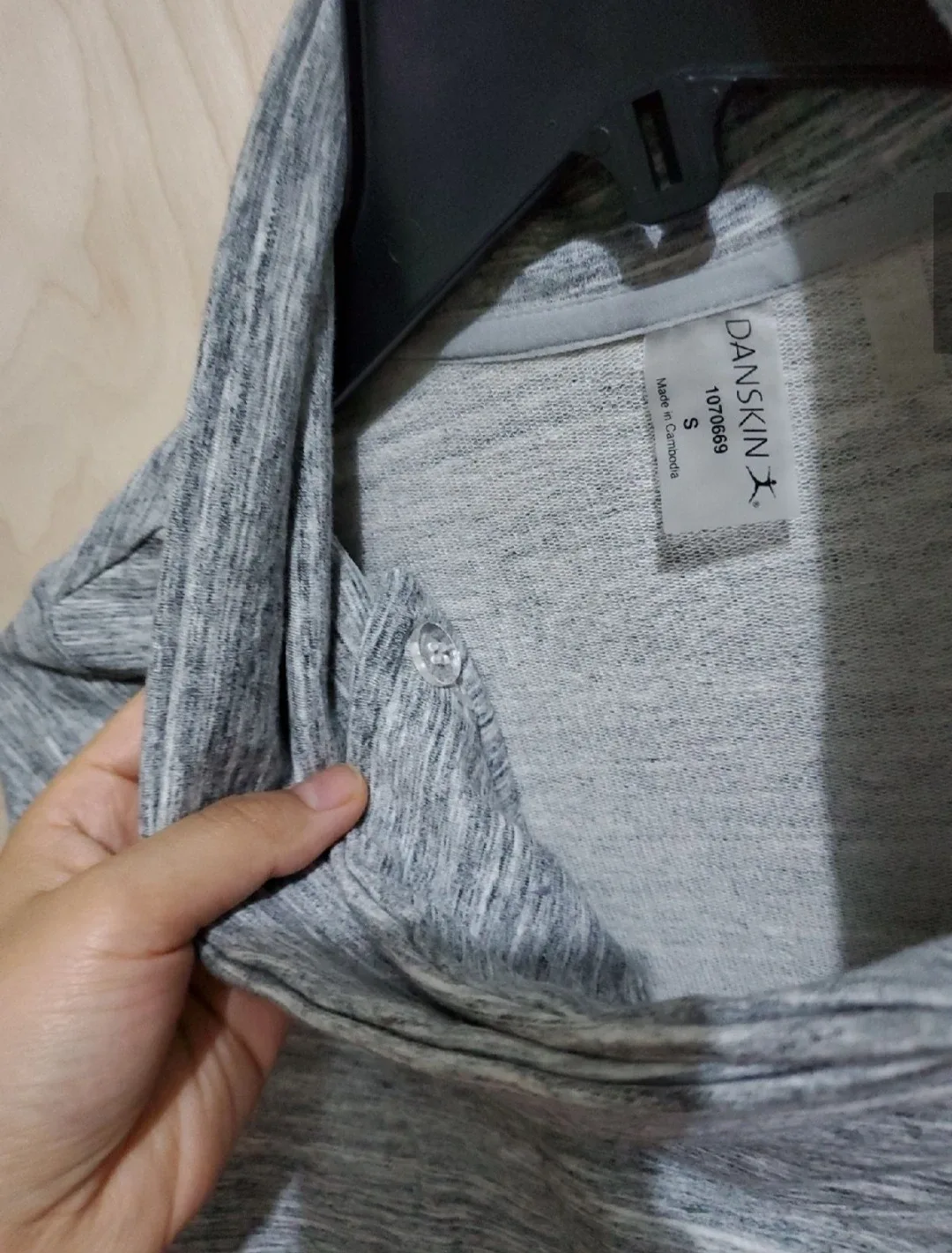 Danskin Gray Wrap Top - Size Small #Cleanout image indicator(4)