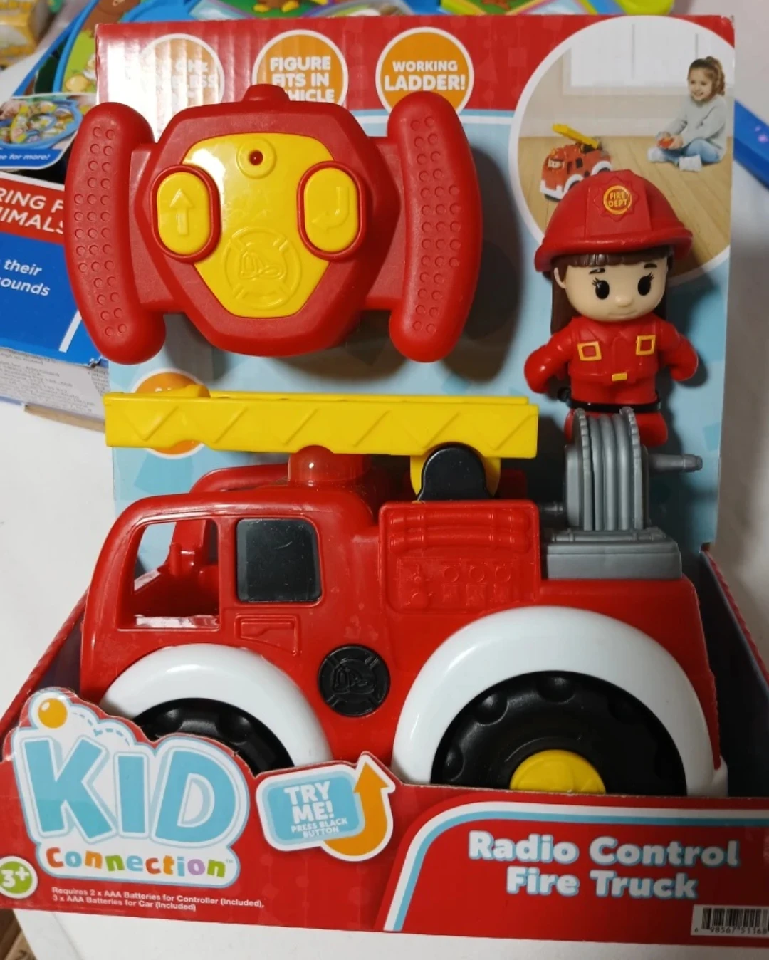 Kid Connection Radio Control Fire Truck - New